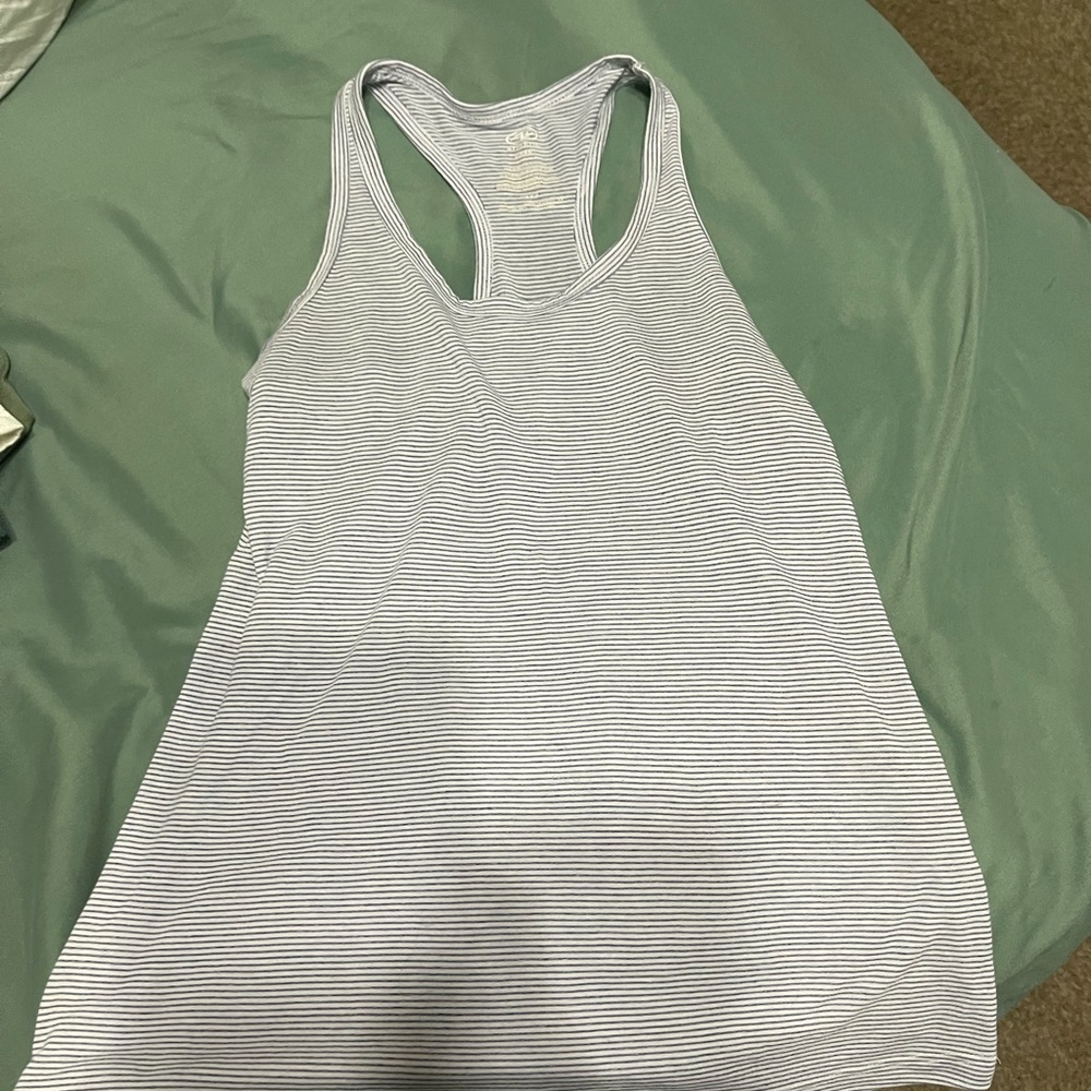 workout tank top